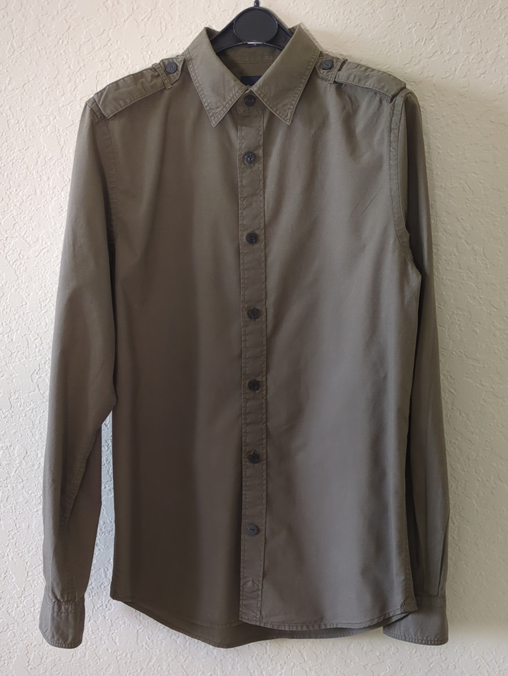 GAP Men's Olive Button-Up Shirt